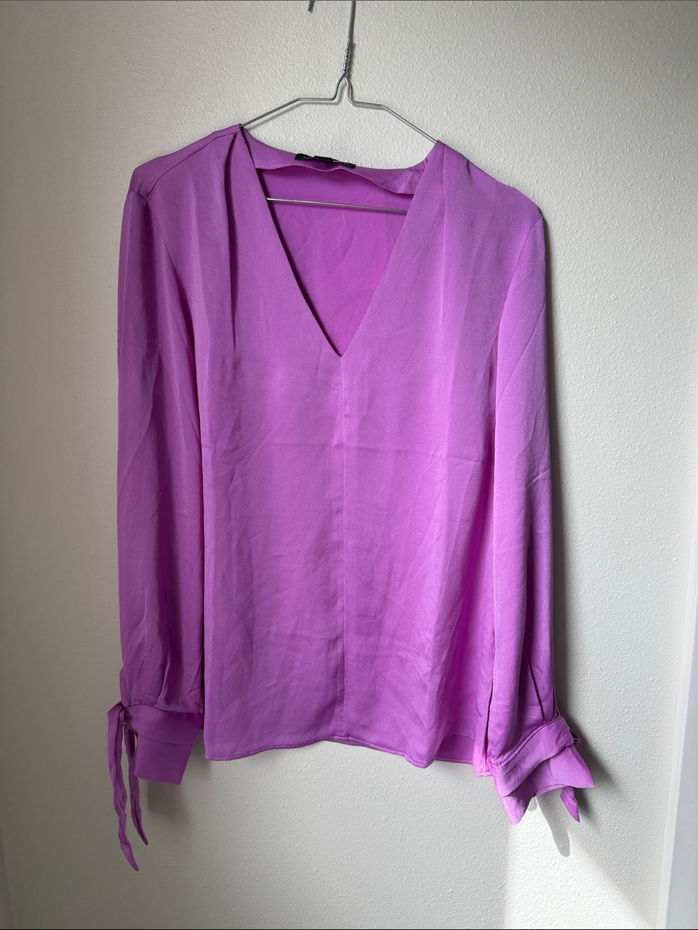Banana Republic Fuschia blouse